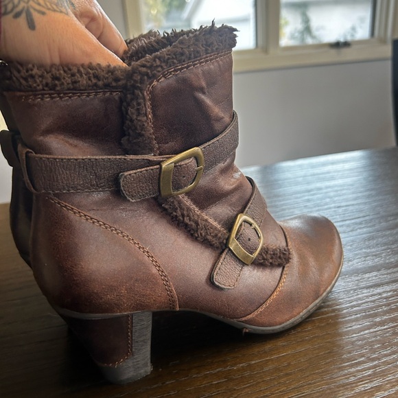 Baretraps akasha ankle boots fuzzy faux leather Victorian regency prairie chic - Picture 2 of 11